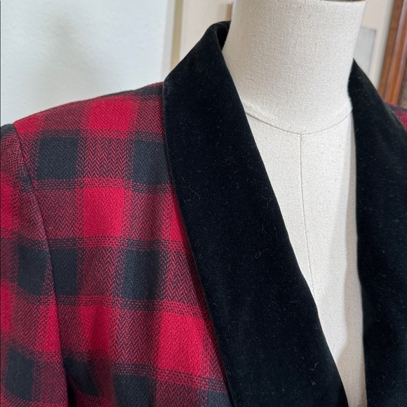 Vintage Jones New York Jacket - Picture 4 of 7